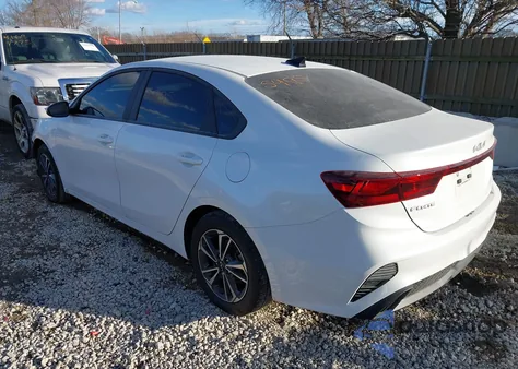 2023 Kia Forte Lxs из США, поврежденный, VIN 3KPF24AD9PE685694